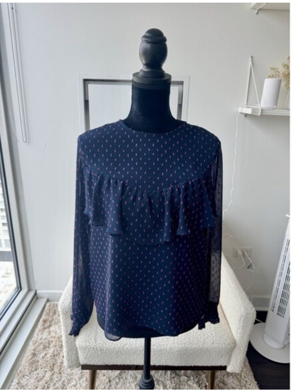 Express Swiss Dot Ruffle Top - Picture 2 of 6